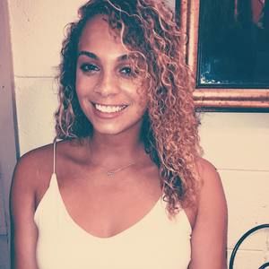 Meet your Posher, Mckala